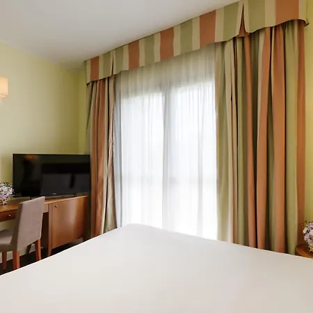 Hotel dei Cavalieri Caserta - La Reggia-2
